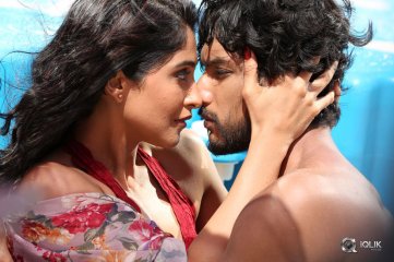 Mr Chandramouli Movie Stills